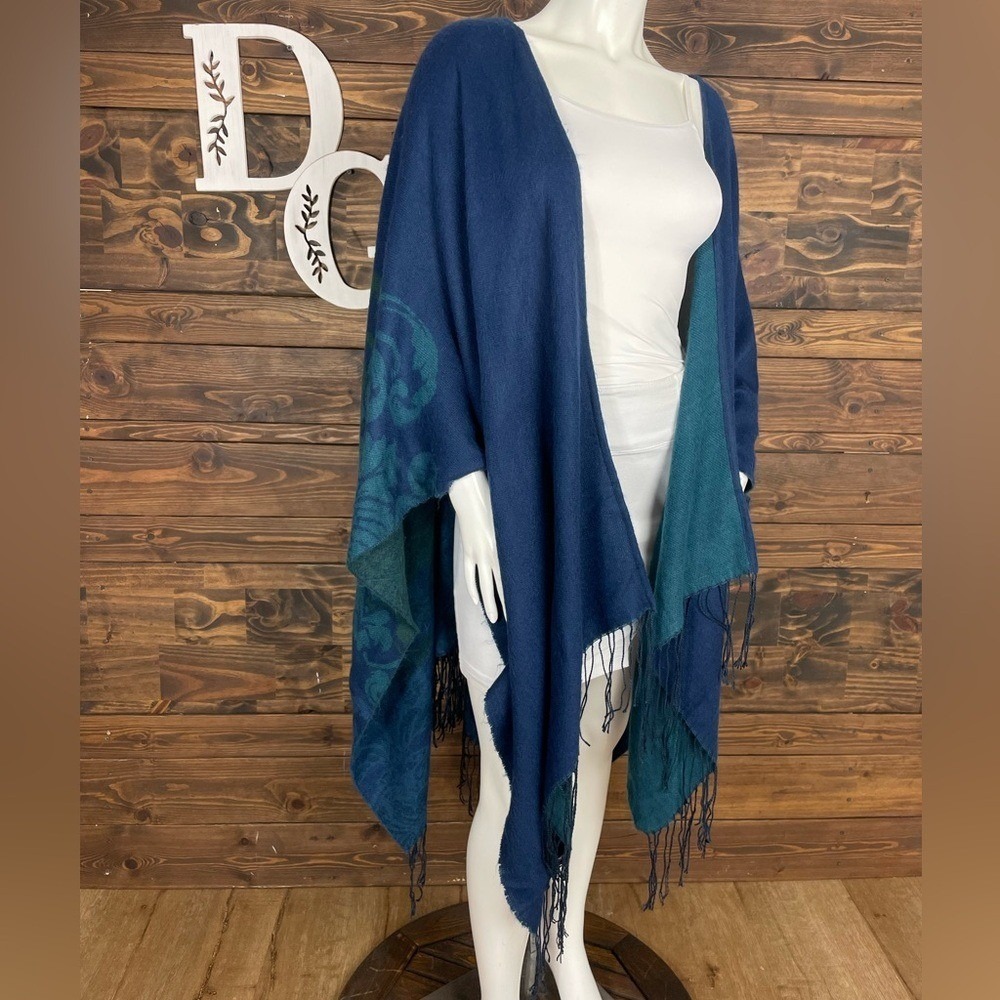 Accessory St New York | Elegant Blue and Green Woven Shawl Poncho Fringe Tassels